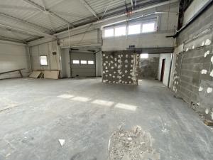 A LOUER / A VENDRE - 1 300 m² - Z.I. BREZET - CLERMONT FERRAND